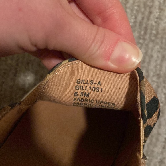 Steve madden slip ons - Picture 5 of 5